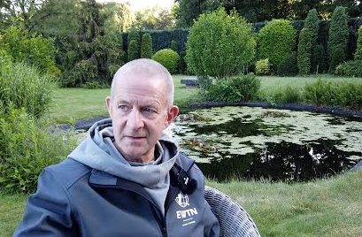 220612 Filioque NL foto van youtube voorbereiding op video’s met Jordan Peterson