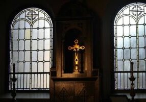 Er is een exponentiële groei van bekeringen van moslims tot het christendom in Frankrijk. (foto: Unsplash)